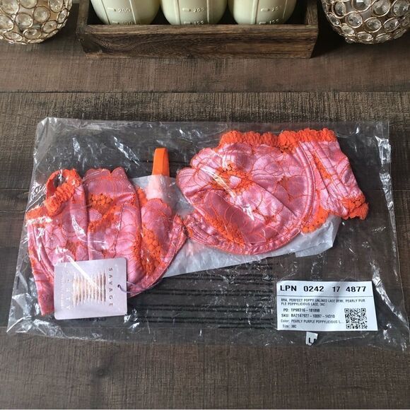 Fenty Perfect Poppies Unlined Lace Demi Bra - Picture 6 of 6